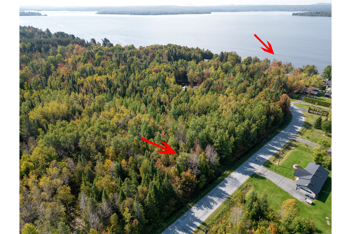 Superbe maison à vendre à Stratford. Cette maison à vendre à Stratford vous intéresse? Contactez un de nos courtiers immobiliers pour plus d'information sur cette maison à vendre au  Ch. Aylmer Stratford (Estrie), Québec, J0Y1P0