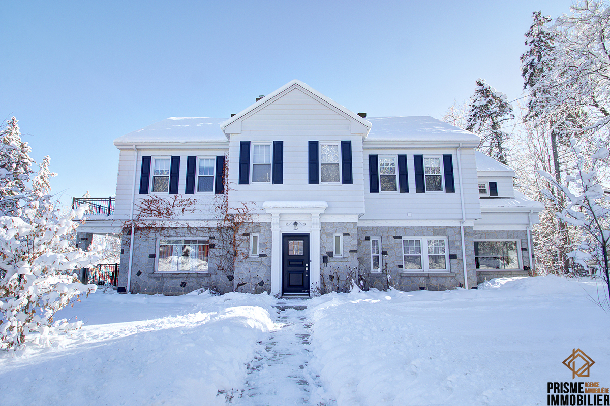 Superbe maison à vendre à Sherbrooke . Cette maison à vendre à Sherbrooke  vous intéresse? Contactez un de nos courtiers immobiliers pour plus d'information sur cette maison à vendre au 622 Rue de l'Ontario Sherbrooke (Les Nations) (Estrie), Québec, J1J3R6